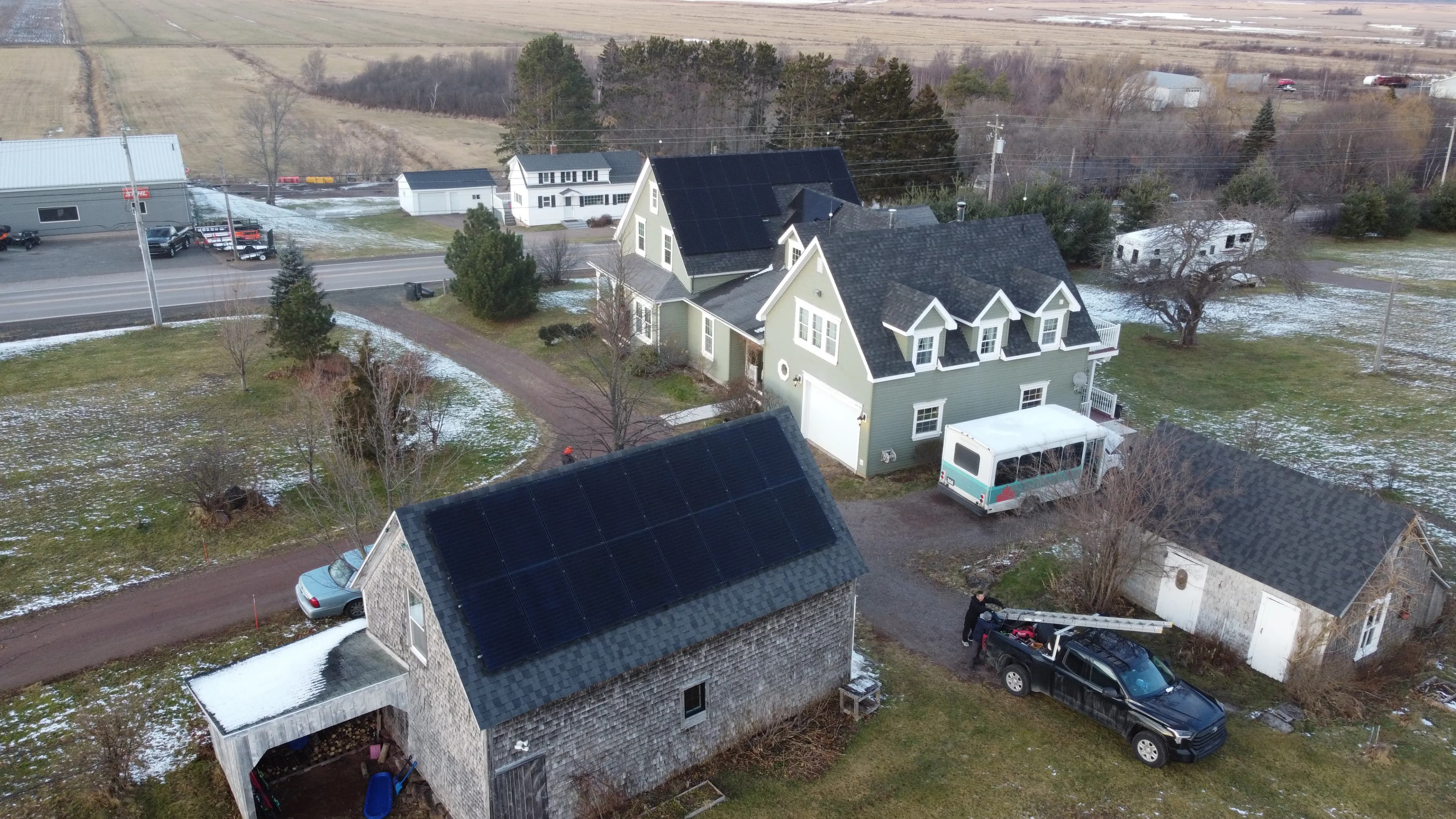 Solar Solutions - Premium solar panel systems designed for maximum energy production and long-term savings - SolarX Canada residential solar solutions
